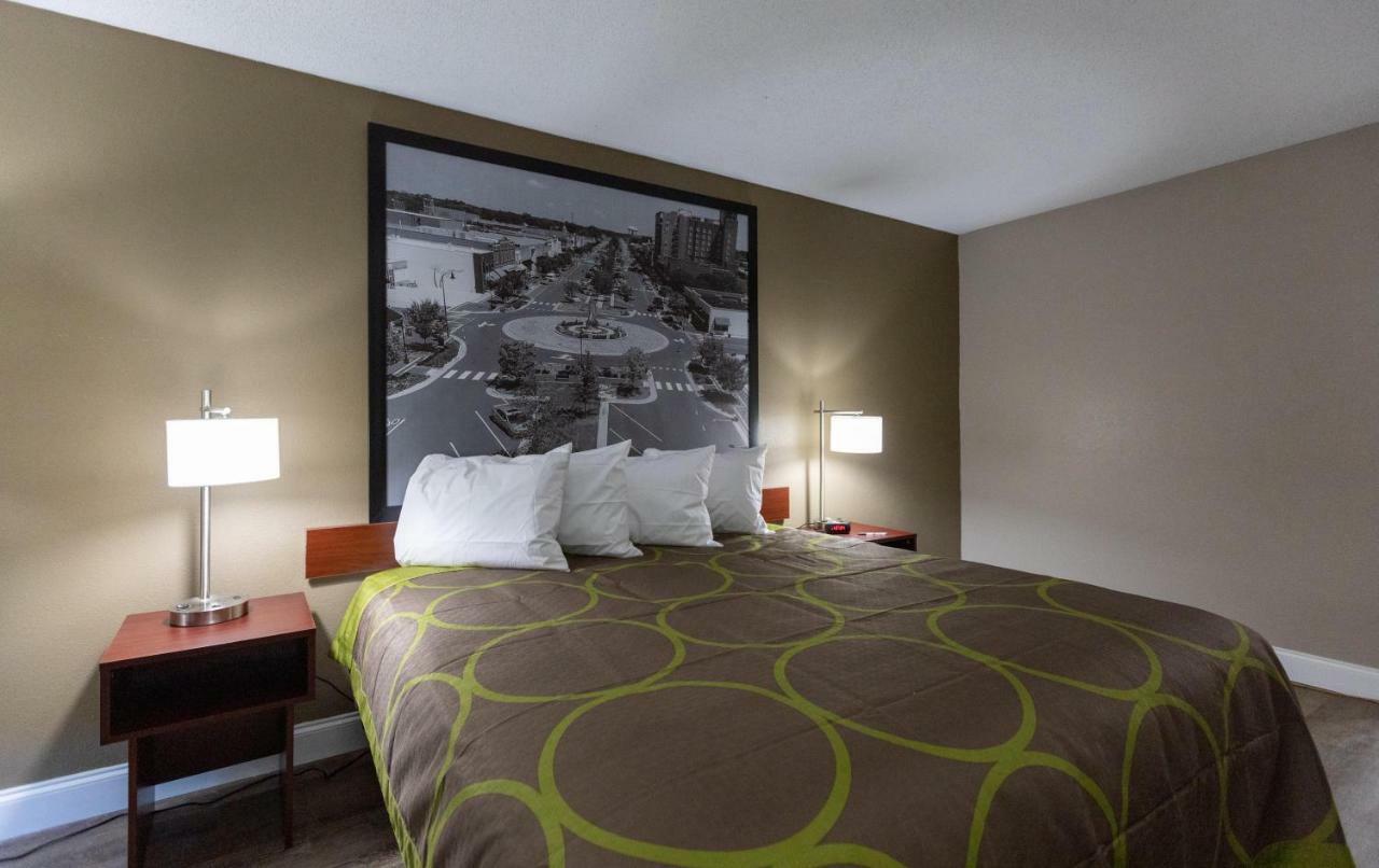 Motel Super 8 By Wyndham Goldsboro Esterno foto
