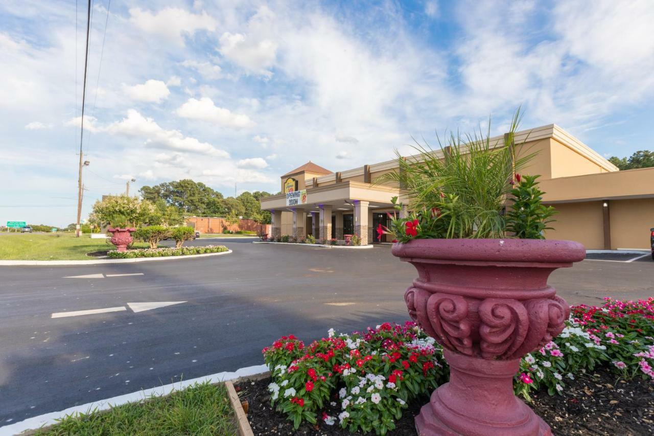 Motel Super 8 By Wyndham Goldsboro Esterno foto