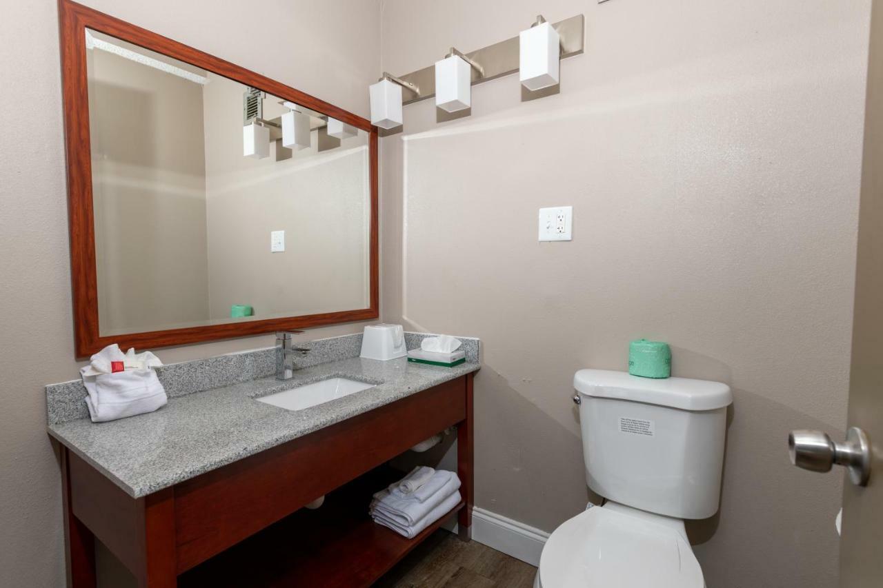 Motel Super 8 By Wyndham Goldsboro Esterno foto